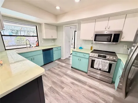 1382 Sutton Place Drive Palm Harbor FL 34683