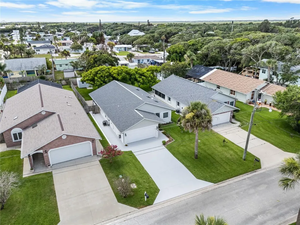 815 E 23rd Avenue New Smyrna Beach FL 32169