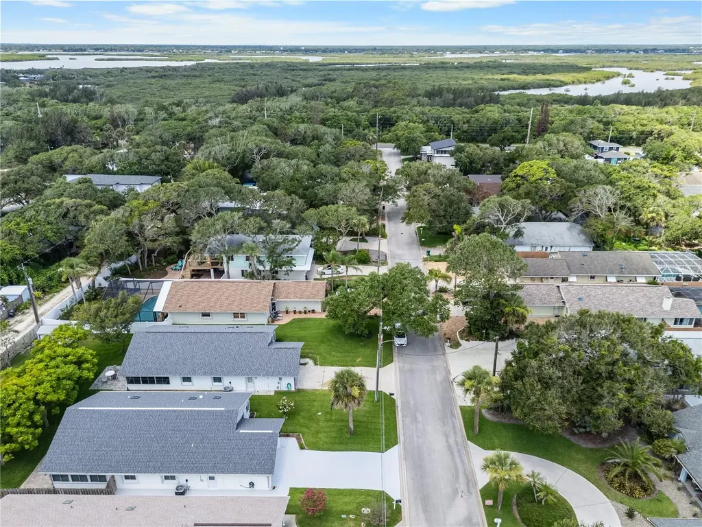 815 E 23rd Avenue New Smyrna Beach FL 32169