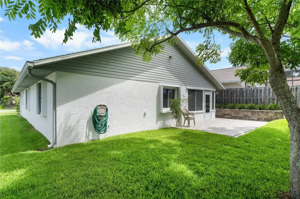 815 E 23rd Avenue New Smyrna Beach FL 32169
