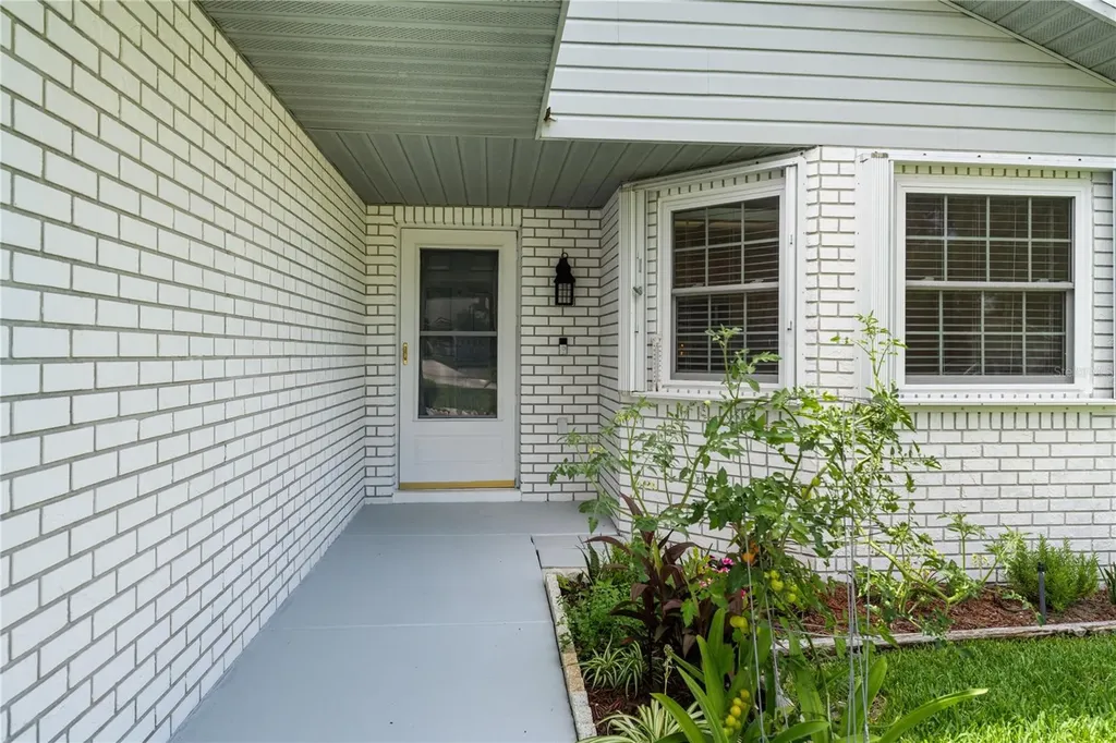815 E 23rd Avenue New Smyrna Beach FL 32169