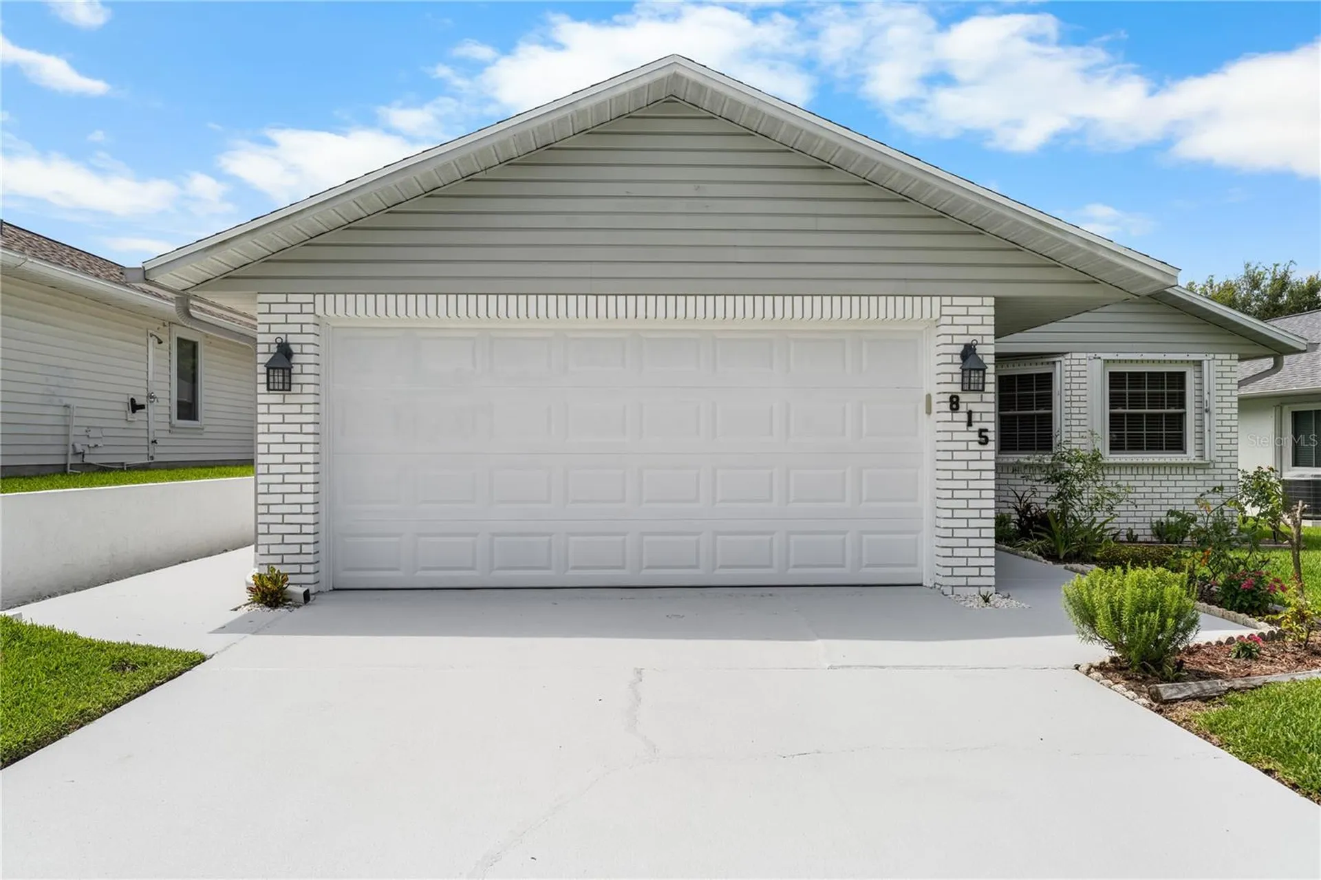 815 E 23rd Avenue New Smyrna Beach FL 32169