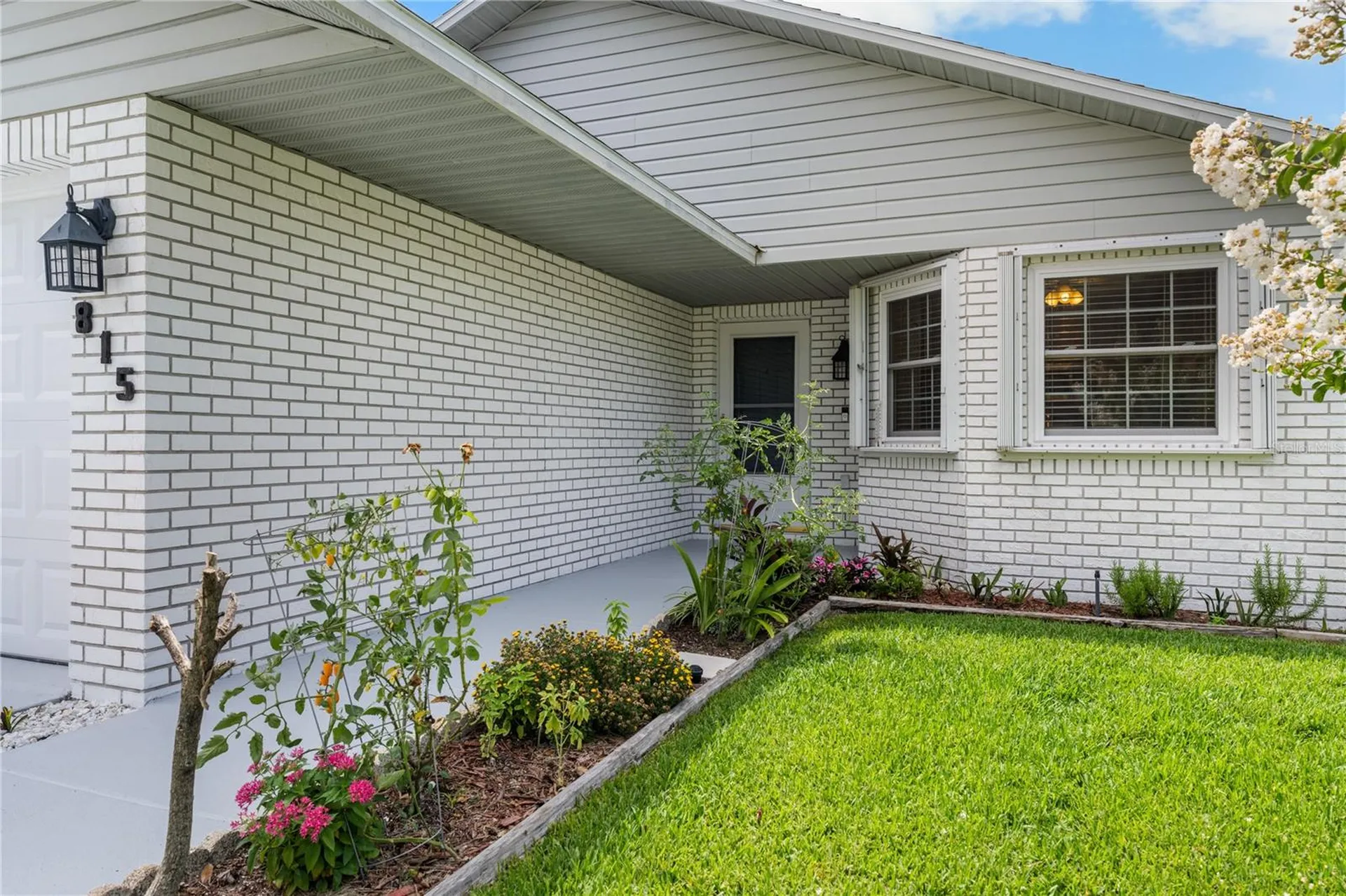 815 E 23rd Avenue New Smyrna Beach FL 32169