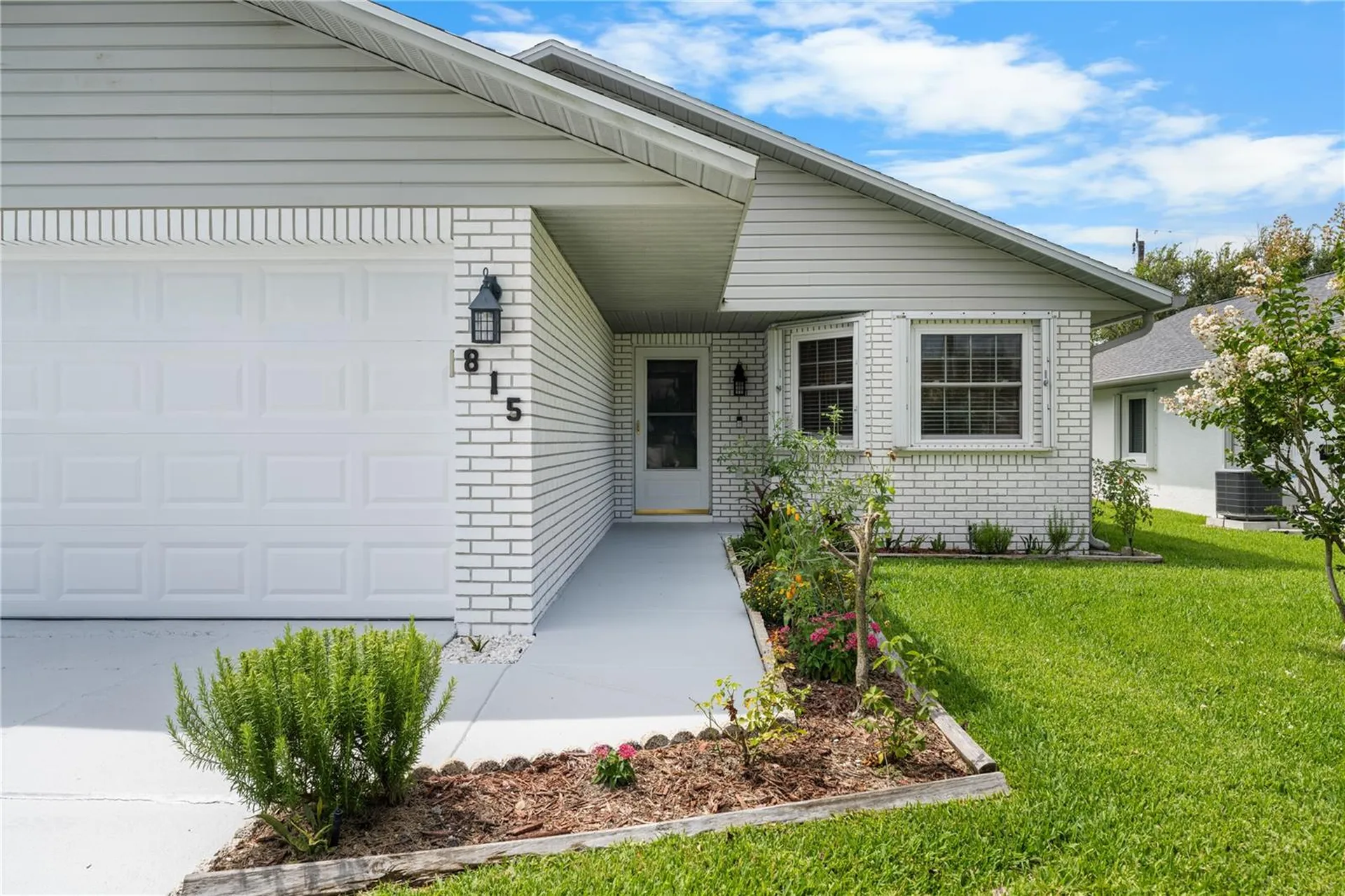 815 E 23rd Avenue New Smyrna Beach FL 32169