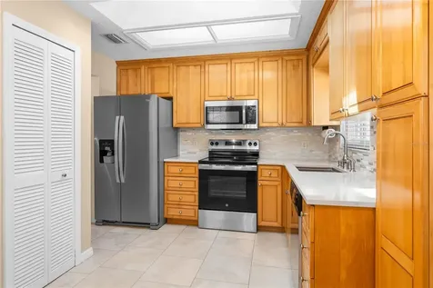 815 E 23rd Avenue New Smyrna Beach FL 32169