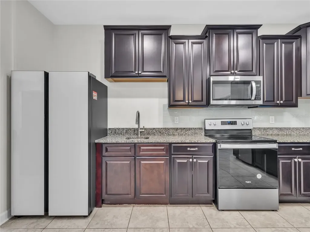 5063 Ivory Stone Drive Wimauma FL 33598