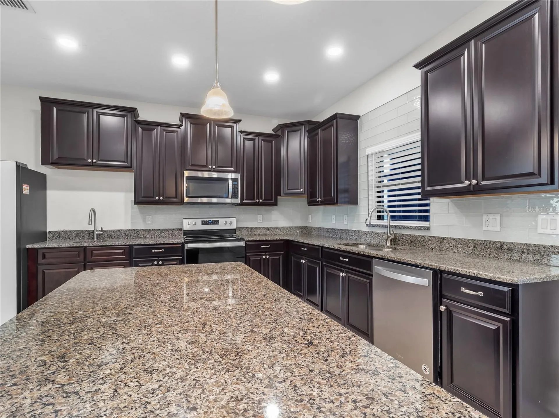 5063 Ivory Stone Drive Wimauma FL 33598