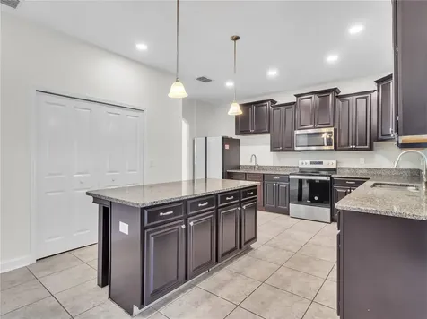 5063 Ivory Stone Drive Wimauma FL 33598