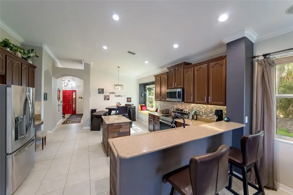 5030 58th Terrace E Bradenton FL 34203
