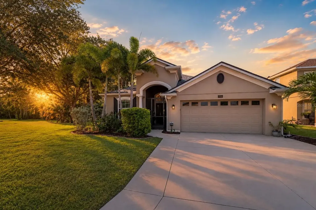 5030 58th Terrace E Bradenton FL 34203
