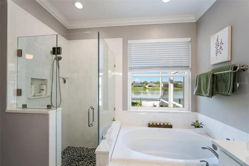 5030 58th Terrace E Bradenton FL 34203