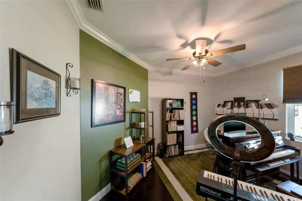 5030 58th Terrace E Bradenton FL 34203