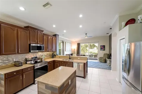 5030 58th Terrace E Bradenton FL 34203
