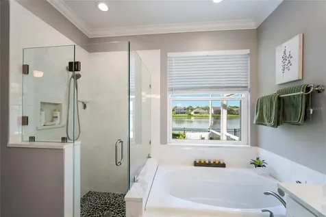 5030 58th Terrace E Bradenton FL 34203