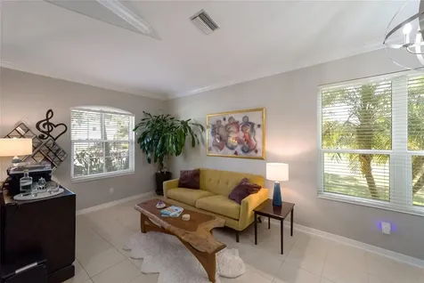5030 58th Terrace E Bradenton FL 34203