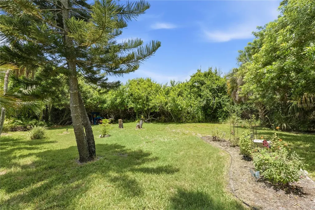 8954 Founders Circle Palmetto FL 34221