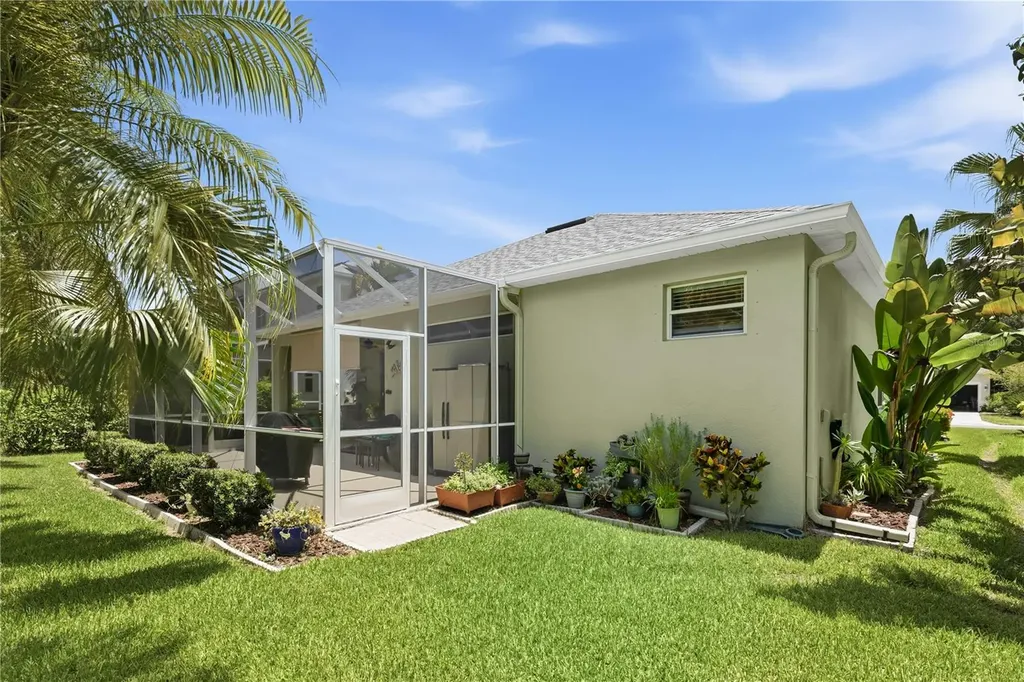8954 Founders Circle Palmetto FL 34221
