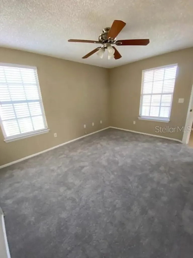 5028 Park Central Drive Orlando FL 32839