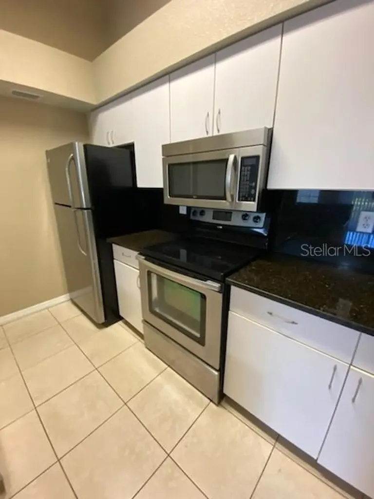 5028 Park Central Drive Orlando FL 32839
