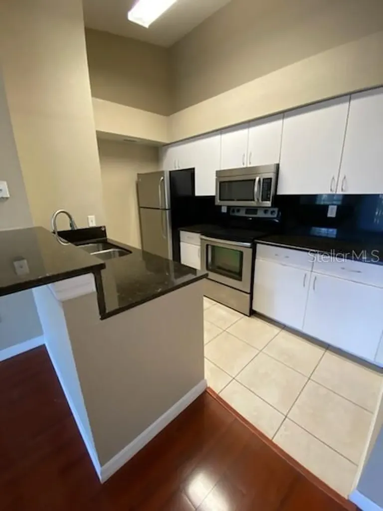 5028 Park Central Drive Orlando FL 32839