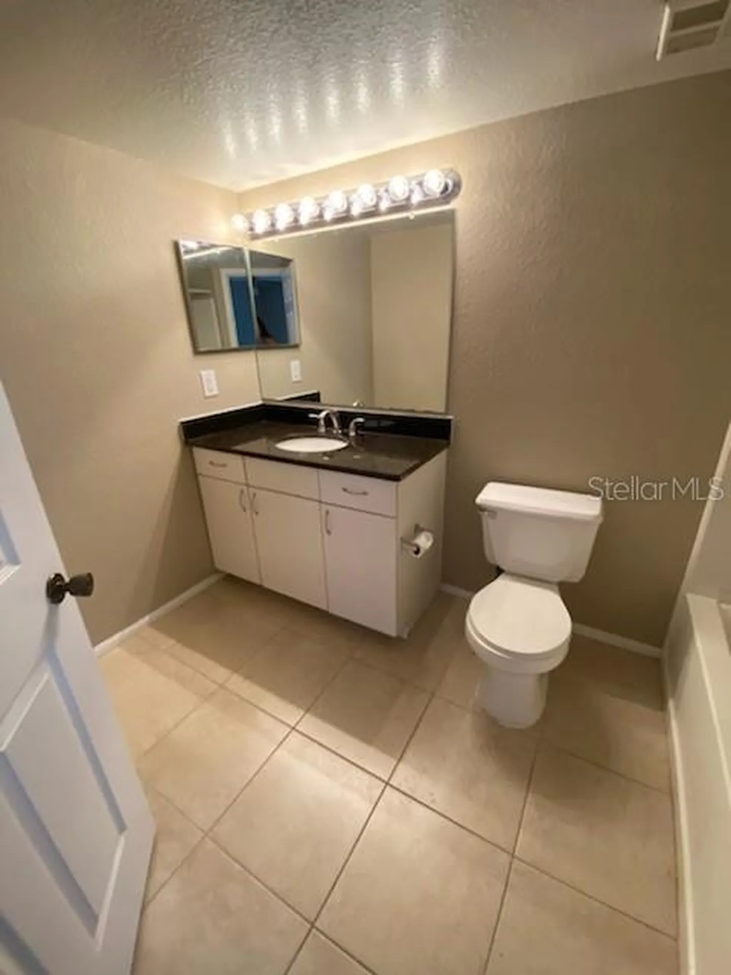 5028 Park Central Drive Orlando FL 32839