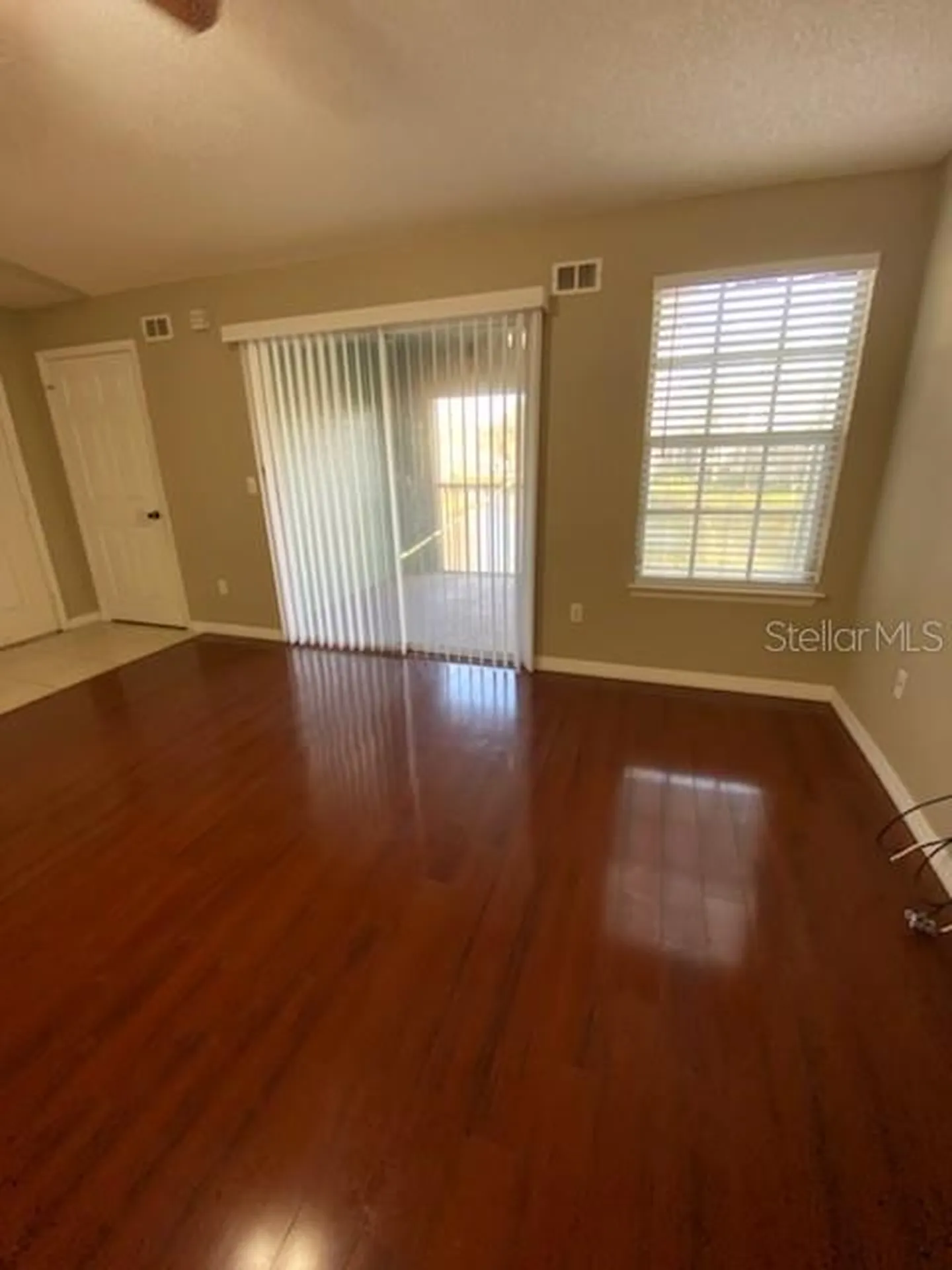 5028 Park Central Drive Orlando FL 32839