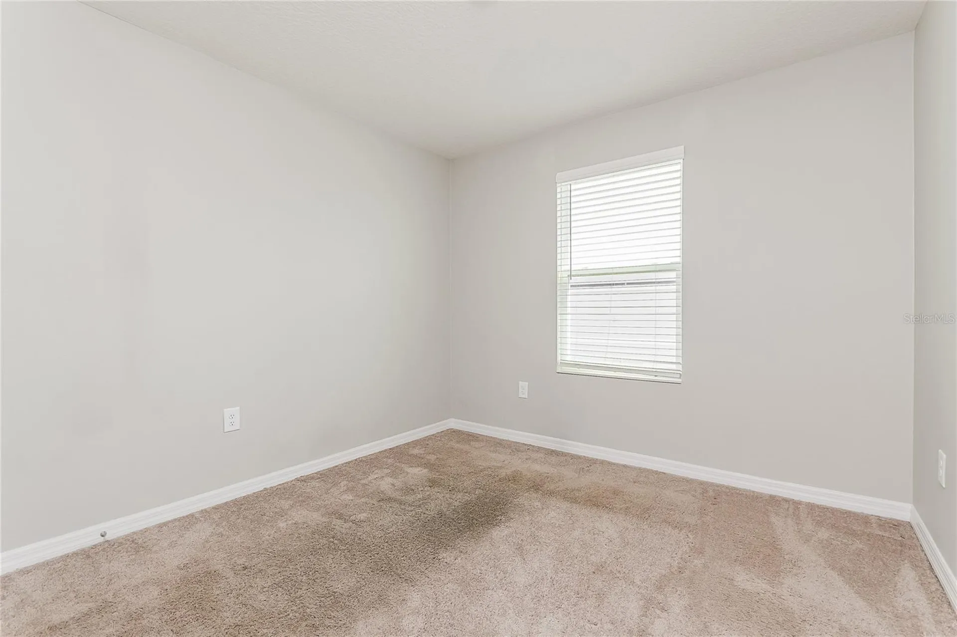 222 Fig Court Kissimmee FL 34759