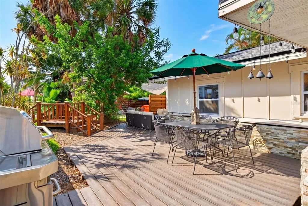 660 Linley Street Longboat Key FL 34228