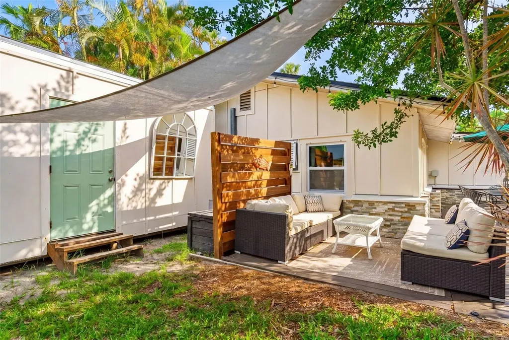 660 Linley Street Longboat Key FL 34228