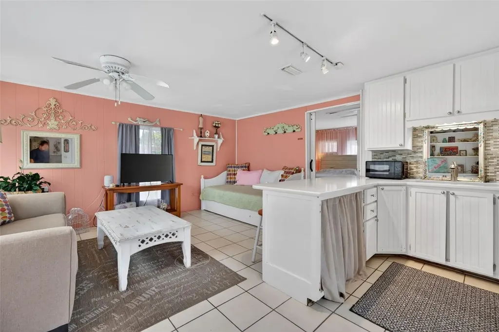 660 Linley Street Longboat Key FL 34228