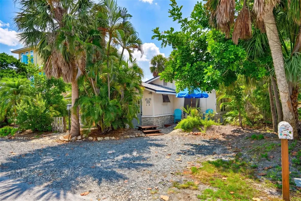 660 Linley Street Longboat Key FL 34228