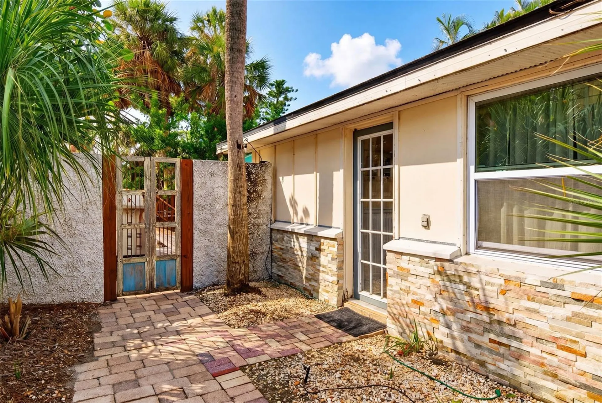 660 Linley Street Longboat Key FL 34228