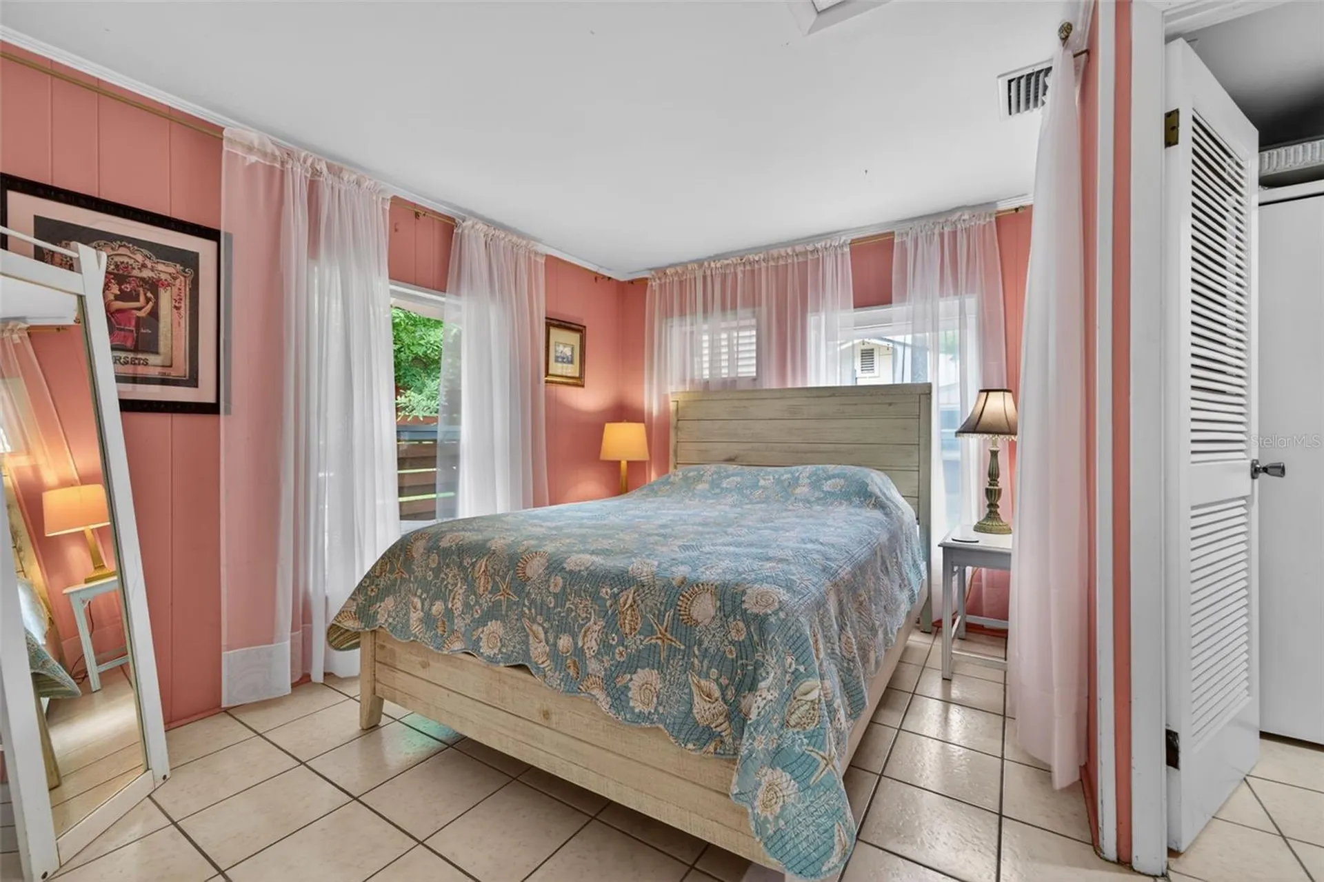 660 Linley Street Longboat Key FL 34228