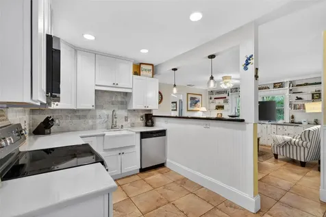 660 Linley Street Longboat Key FL 34228