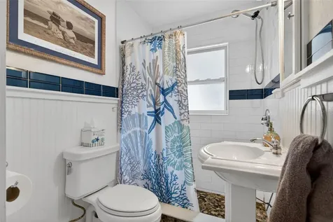 660 Linley Street Longboat Key FL 34228