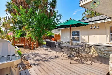 660 Linley Street Longboat Key FL 34228