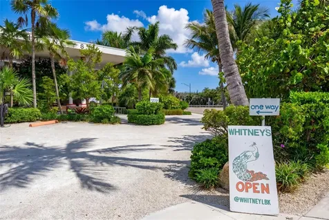 660 Linley Street Longboat Key FL 34228