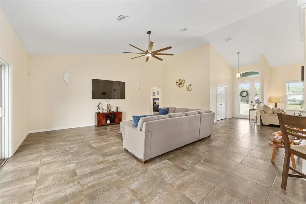 10254 SE 118th Lane Belleview FL 34420