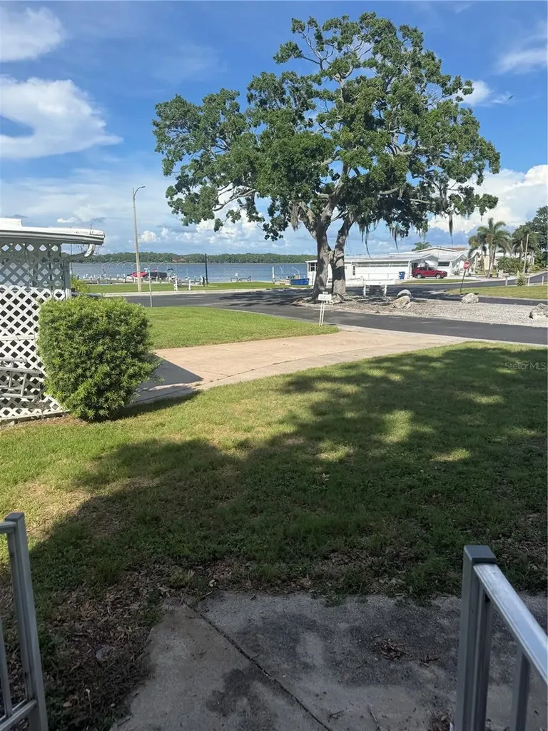274 Beach Court Palm Harbor FL 34684