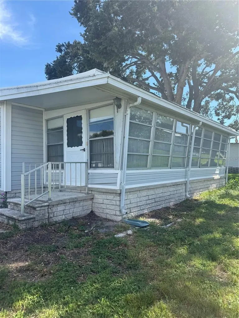 274 Beach Court Palm Harbor FL 34684