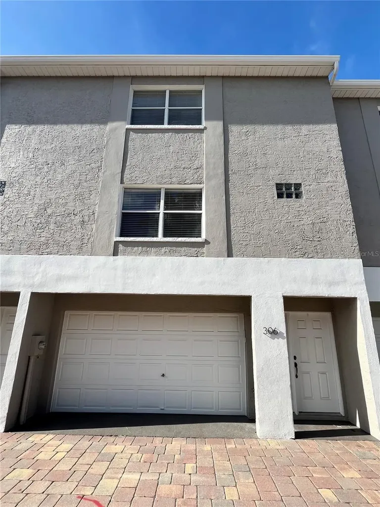 1117 S Pinellas Bayway S St Petersburg FL 33715