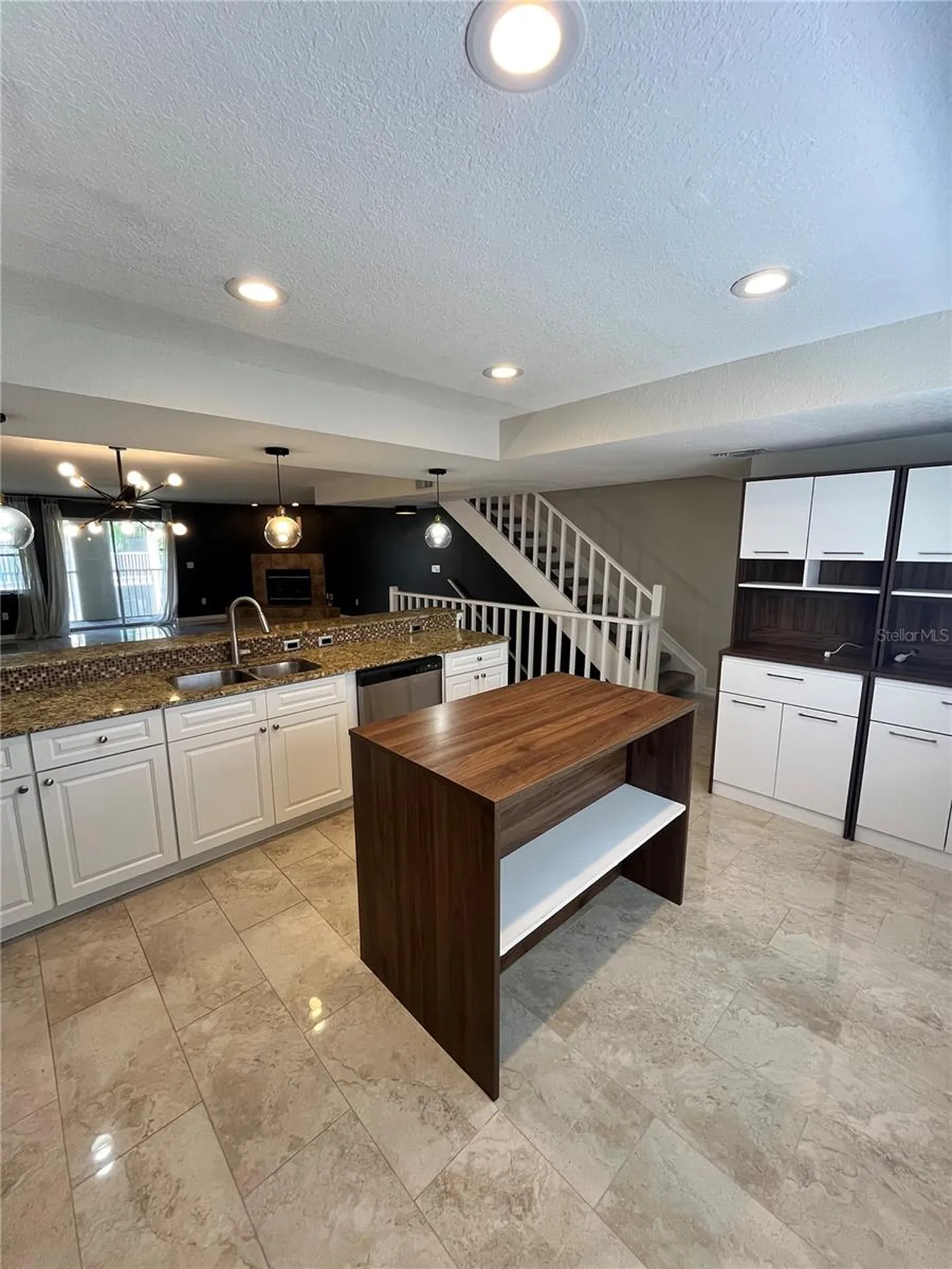 1117 S Pinellas Bayway S St Petersburg FL 33715