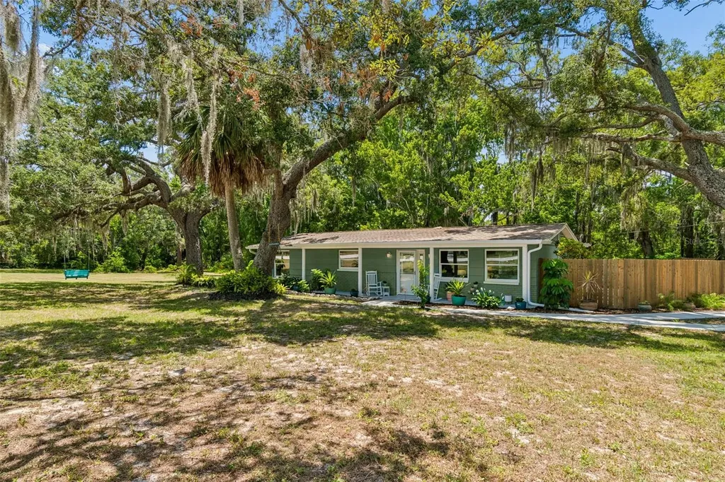 9950 Hilltop Drive New Port Richey FL 34654