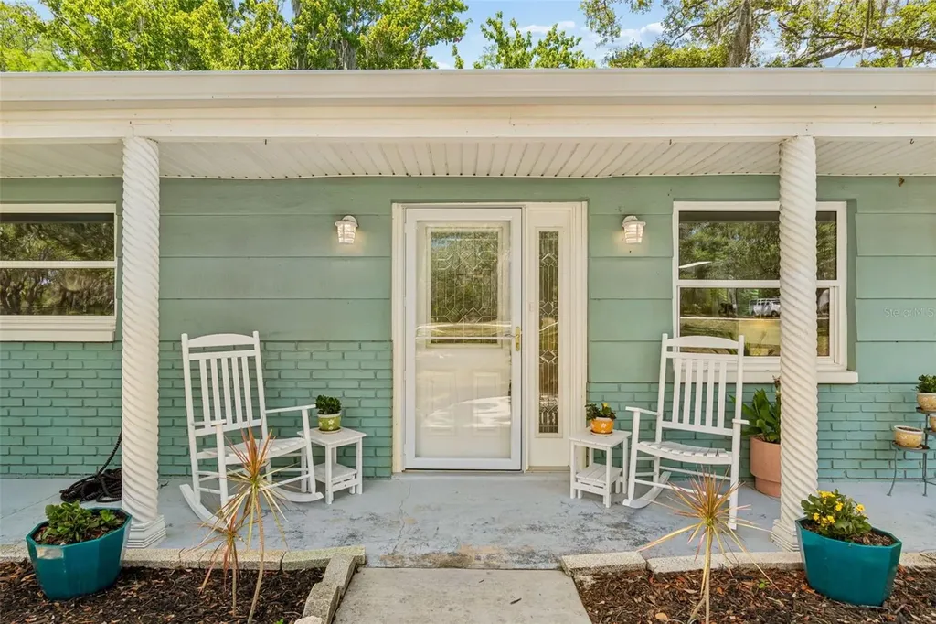 9950 Hilltop Drive New Port Richey FL 34654