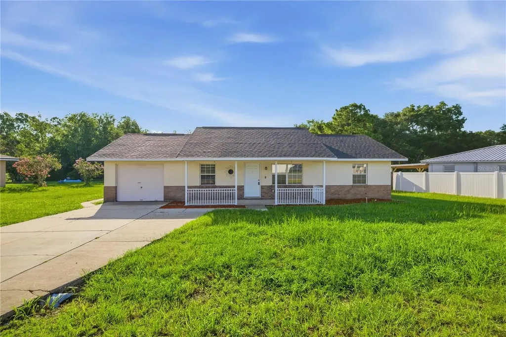 3 Almond Trail Place Ocala FL 34472