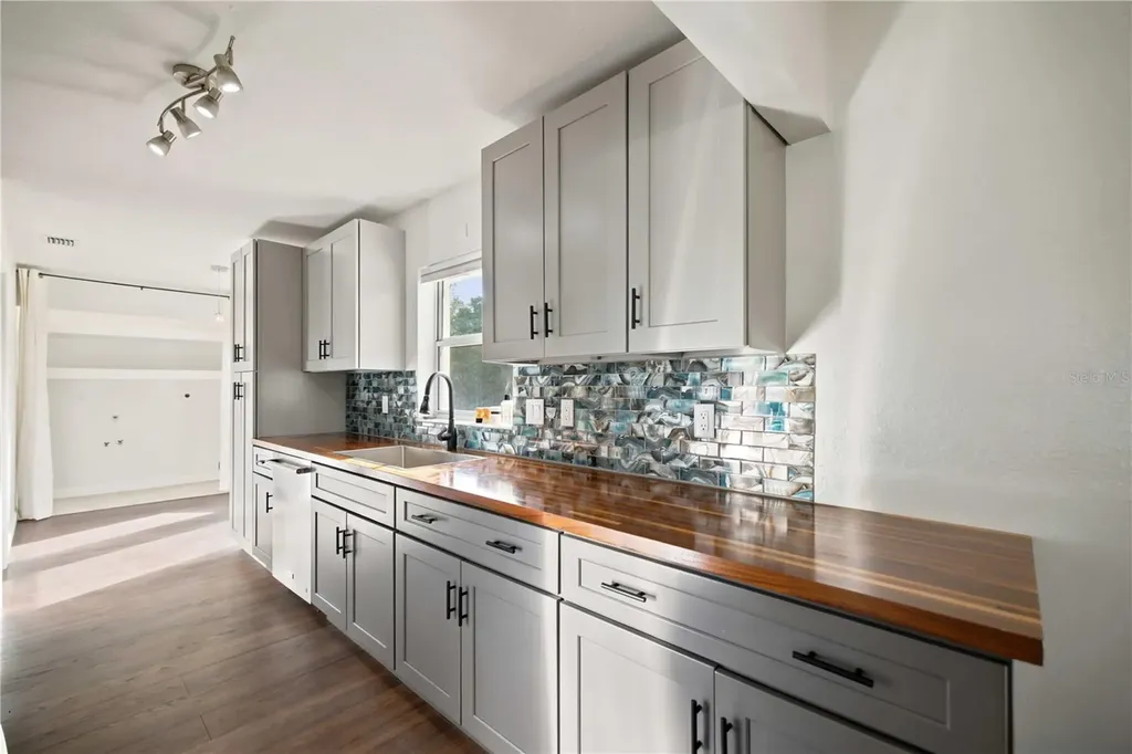 3 Almond Trail Place Ocala FL 34472