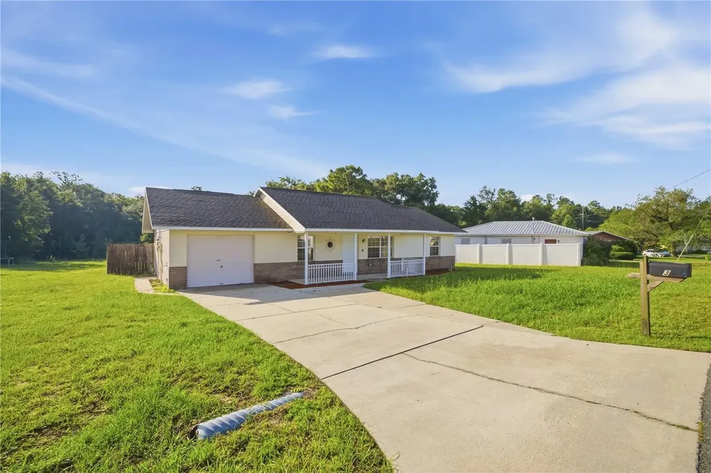 3 Almond Trail Place Ocala FL 34472