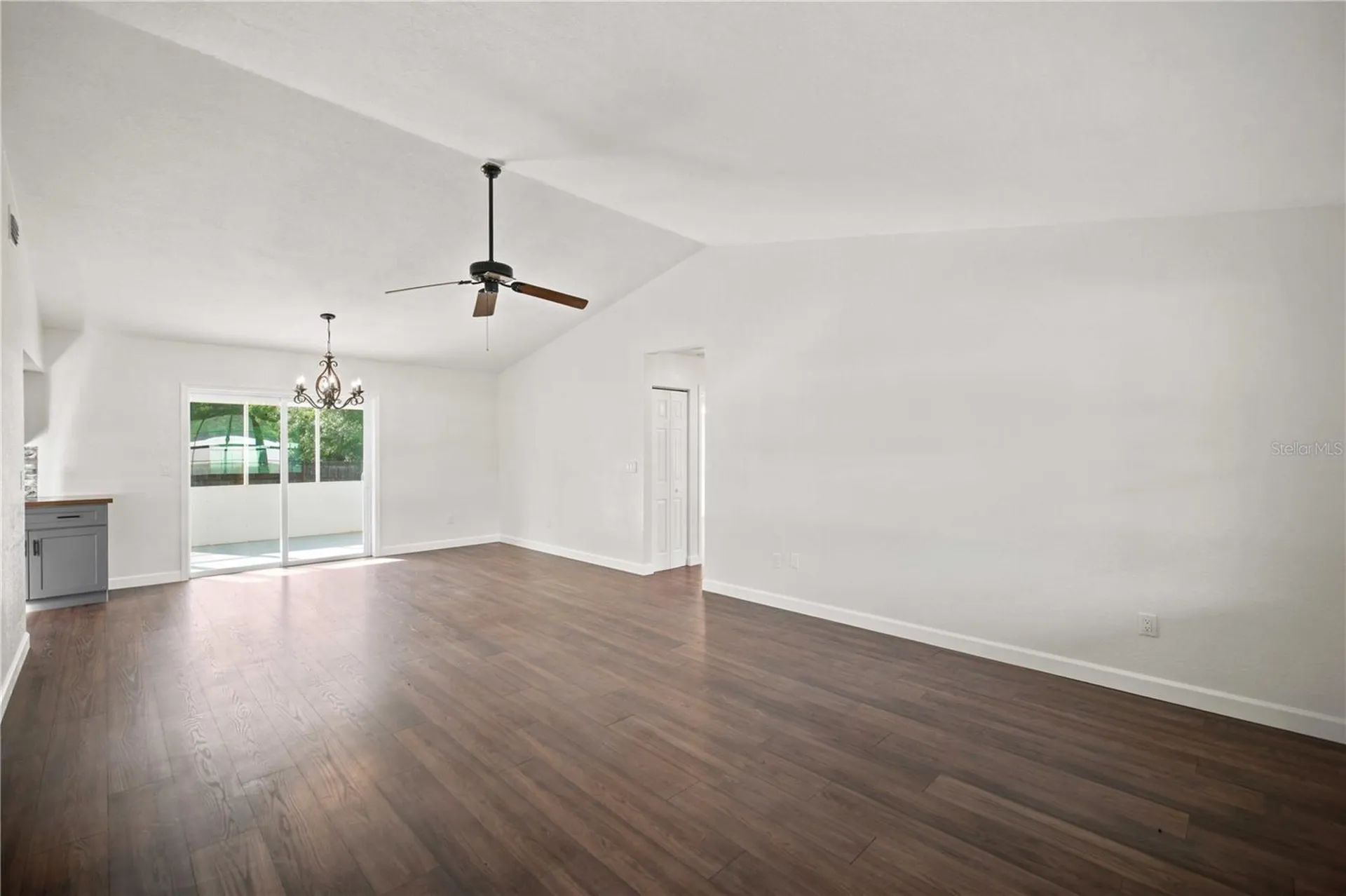 3 Almond Trail Place Ocala FL 34472