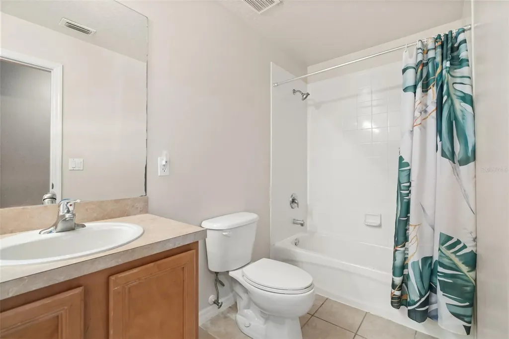 1679 Grandiflora Avenue Clermont FL 34711