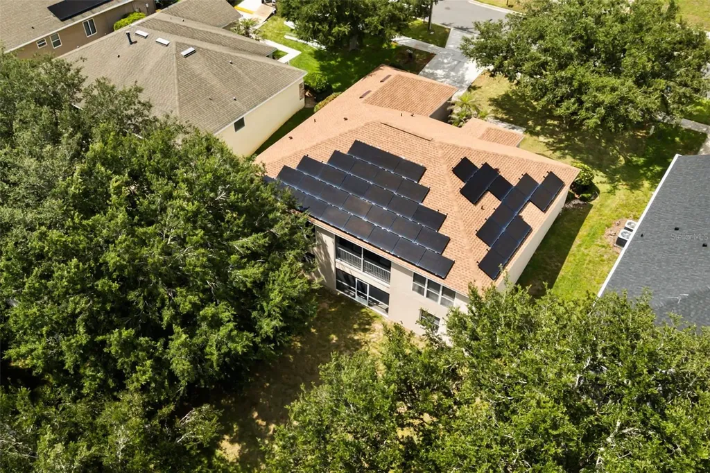 1679 Grandiflora Avenue Clermont FL 34711